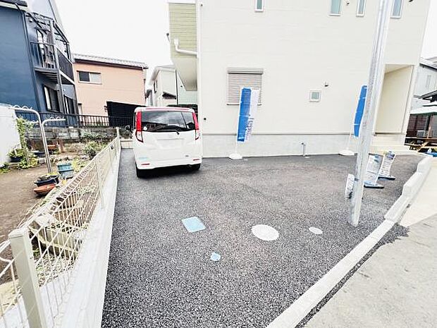 駐車場ももちろん完備しておりますのでお車所有の方にも心強いです。