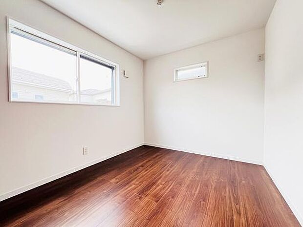 子供部屋にもちょうど良い大きさのお部屋です。