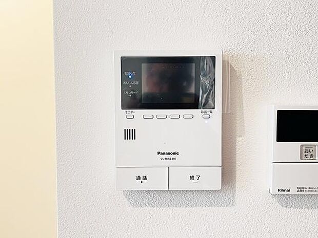 訪問者を確認できるTVモニター付きインターフォンです。