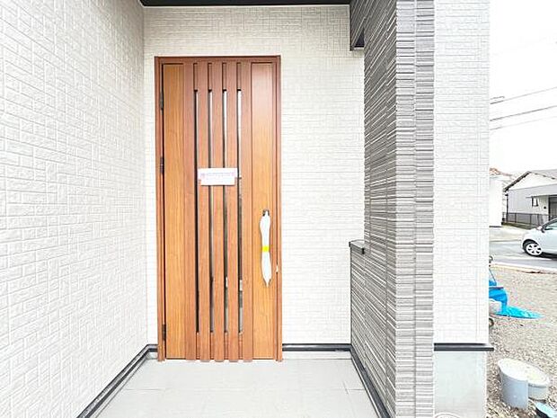 いつも気持ちよくご家族を迎えられる玄関です。