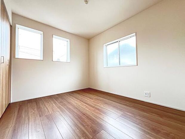 子供部屋にもちょうど良い大きさのお部屋です。