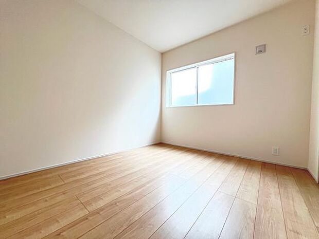 子供部屋にもちょうど良い大きさのお部屋です。