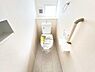 トイレ：ほっと安らげるトイレ空間です。
