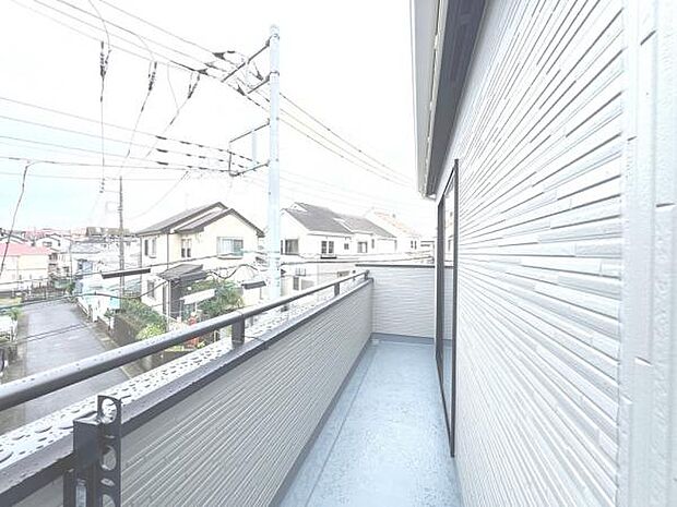 お洗濯ものを気持ち良く太陽の光で干せるのが嬉しいですね。