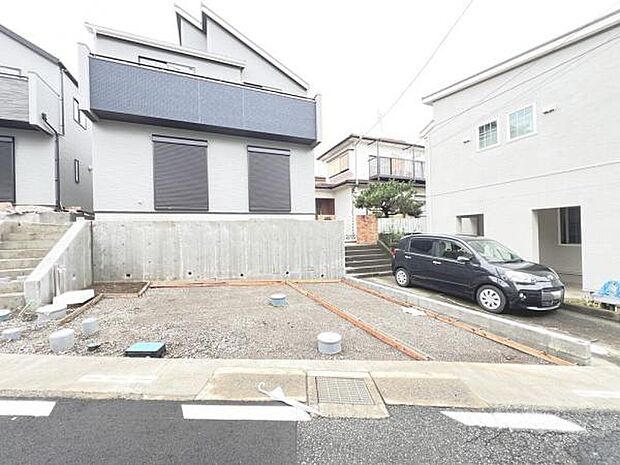 駐車場ももちろん完備しておりますのでお車所有の方にも心強いです。