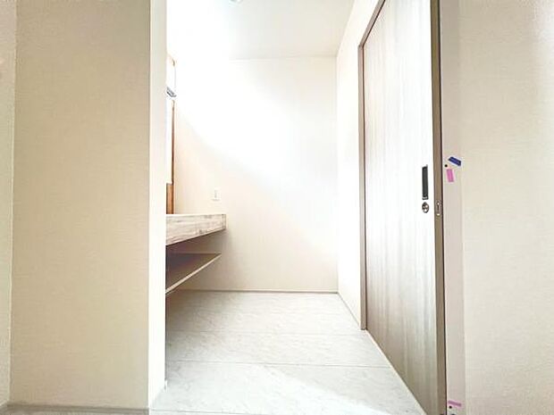 脱衣所は小さなお子様がいるご家庭にも重宝されます。