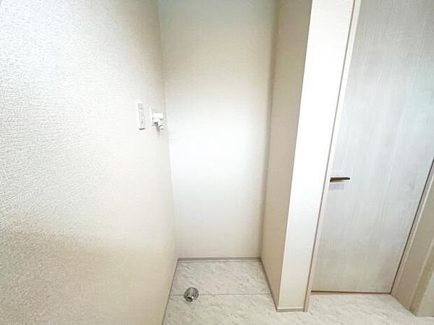 お天気を気にせずお洗濯ができ、室内干し可能です。