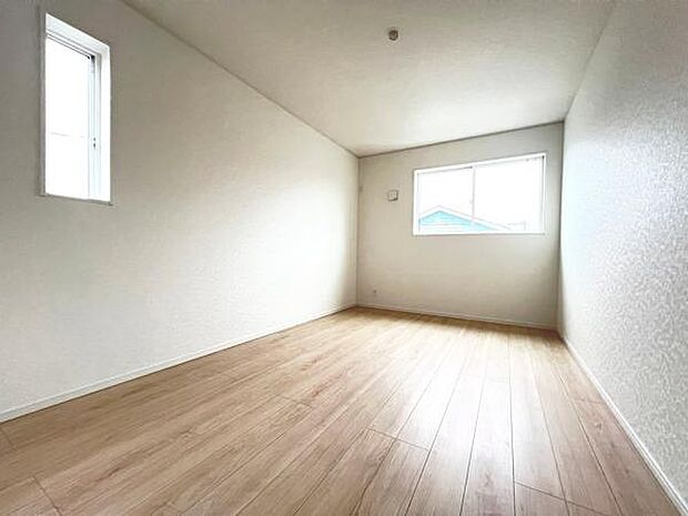 子供部屋にもちょうど良い大きさのお部屋です。