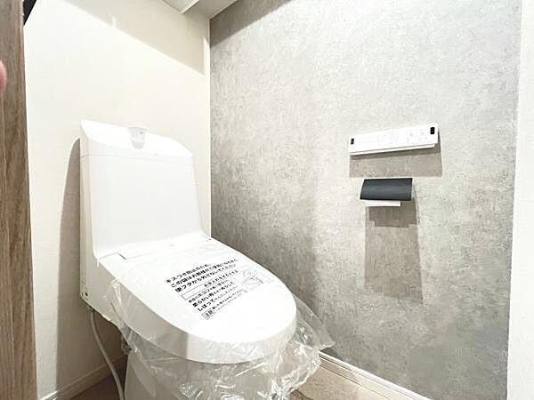 ほっと安らげるトイレ空間です。