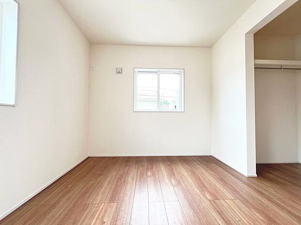 子供部屋にもちょうど良い大きさのお部屋です。
