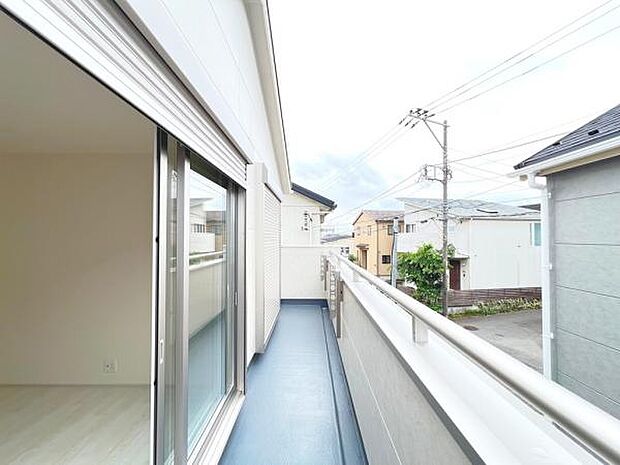 お洗濯ものを気持ち良く太陽の光で干せるのが嬉しいですね。