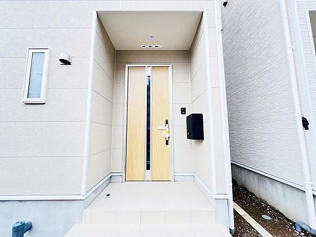 いつも気持ちよくご家族を迎えられる玄関です。