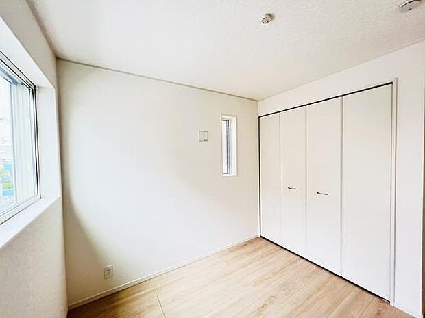 子供部屋にもちょうど良い大きさのお部屋です。