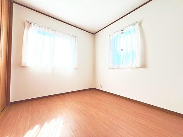 子供部屋にもちょうど良い大きさのお部屋です。