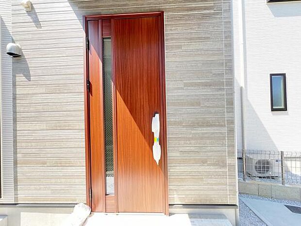 いつも気持ちよくご家族を迎えられる玄関です。