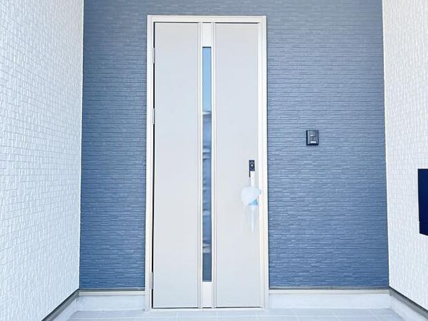 いつも気持ちよくご家族を迎えられる玄関です。