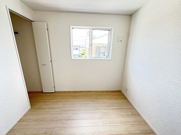 子供部屋にもちょうど良い大きさのお部屋です。
