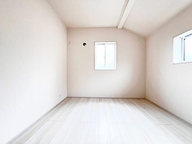 子供部屋にもちょうど良い大きさのお部屋です。