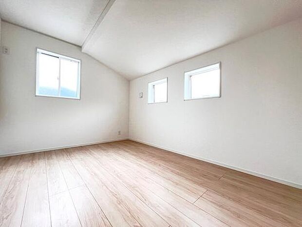 子供部屋にもちょうど良い大きさのお部屋です。
