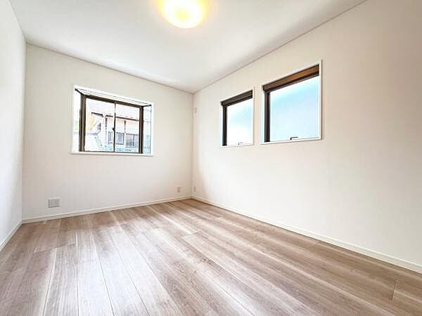 子供部屋にもちょうど良い大きさのお部屋です。