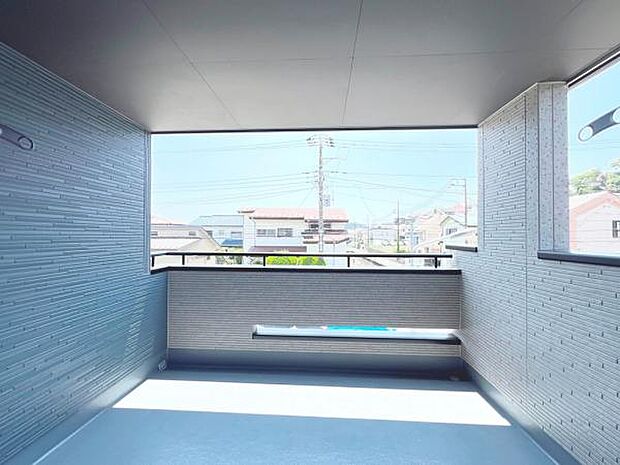 お洗濯ものを気持ち良く太陽の光で干せるのが嬉しいですね。