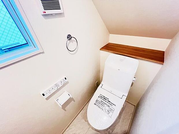 ほっと安らげるトイレ空間です。
