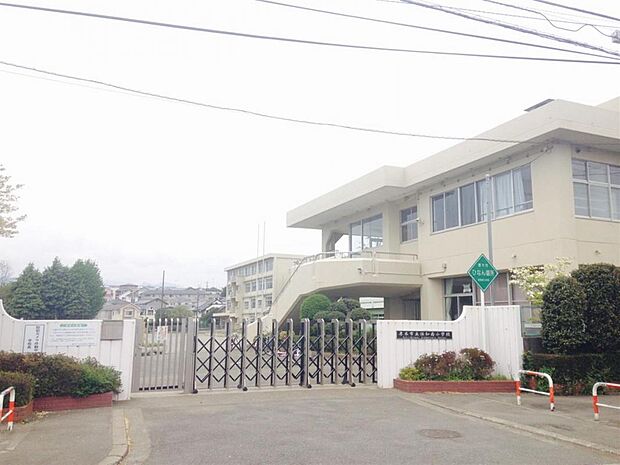 厚木市立依知南小学校まで約1280m（徒歩16分）