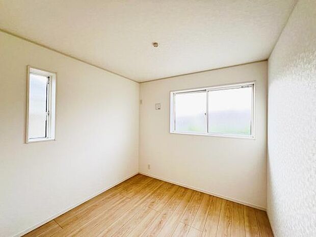 子供部屋にもちょうど良い大きさのお部屋です。