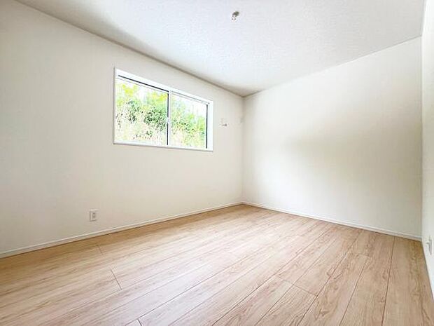 子供部屋にもちょうど良い大きさのお部屋です。