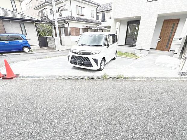 駐車場ももちろん完備しておりますのでお車所有の方にも心強いです。