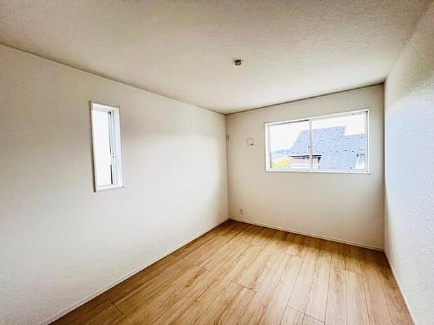 子供部屋にもちょうど良い大きさのお部屋です。