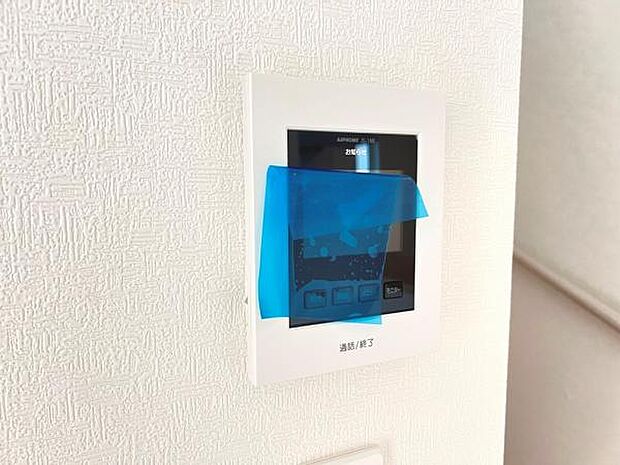 訪問者を確認できるTVモニター付きインターフォンです。