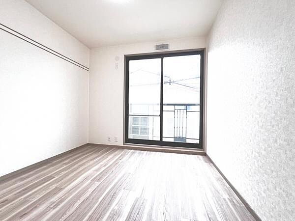 自分好みのアレンジで居心地の良い空間になりそうです。