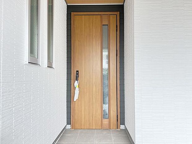 いつも気持ちよくご家族を迎えられる玄関です。