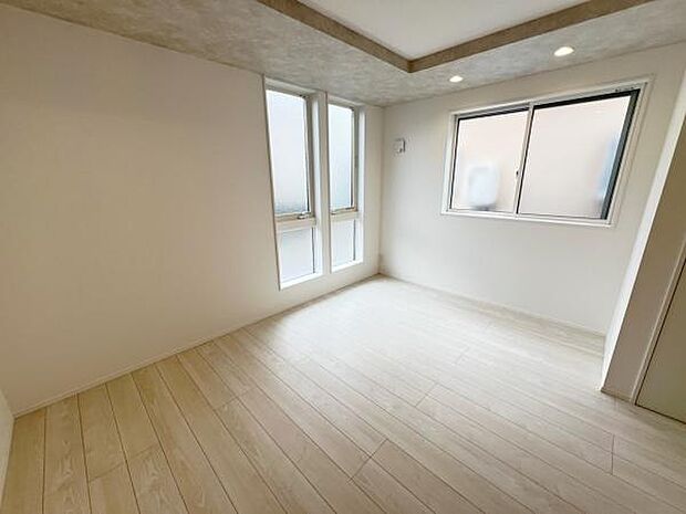家族団らんの場所としてゆったりと居心地の良いリビングです。