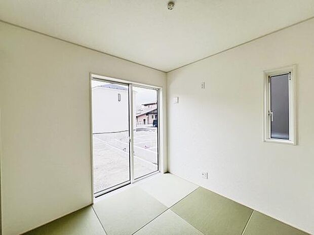 和室スペースです。畳のお部屋は寛げる空間ですね。