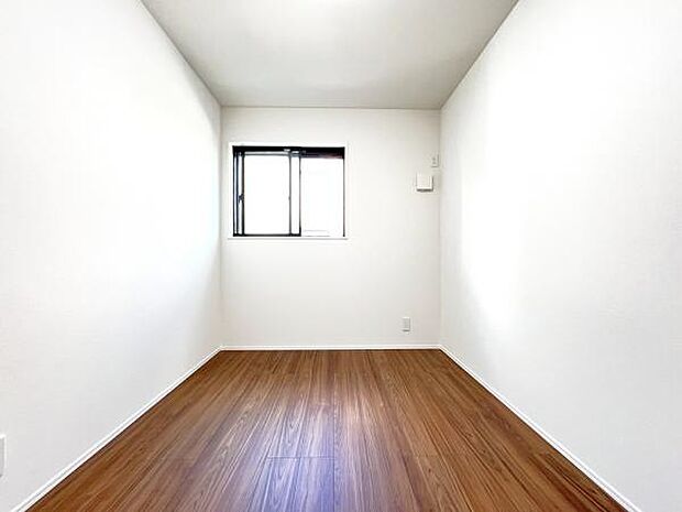 子供部屋にもちょうど良い大きさのお部屋です。