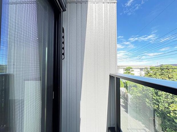 お洗濯ものを気持ち良く太陽の光で干せるのが嬉しいですね。