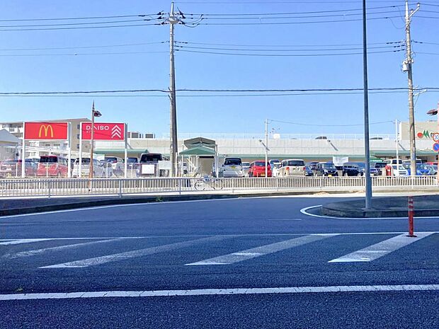 マルエツ 茅ヶ崎店まで約440m（徒歩6分）