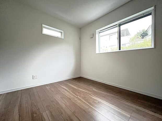 子供部屋にもちょうど良い大きさのお部屋です。