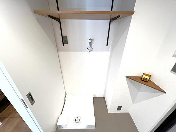 お天気を気にせずお洗濯ができ、室内干し可能です。