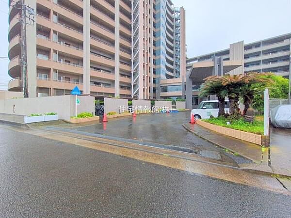 エントランスを拡大表示