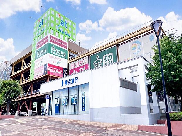 アツギトレリスまで約3280m(徒歩41分)