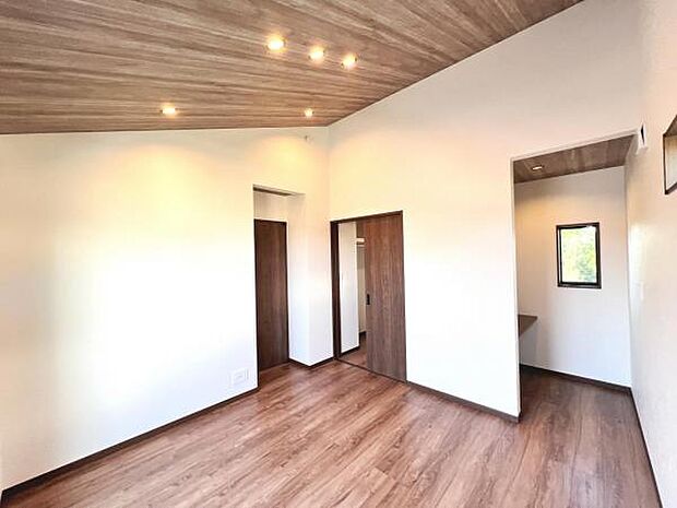 寝室にもご利用いただける居室スペースです。