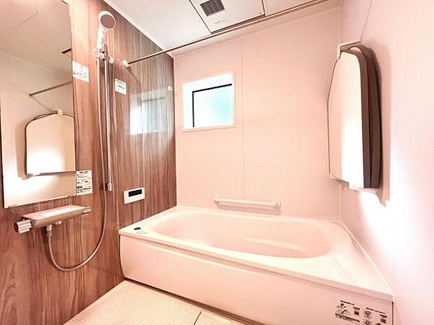 お風呂でほっとひといき。1日の疲れを癒しましょう。