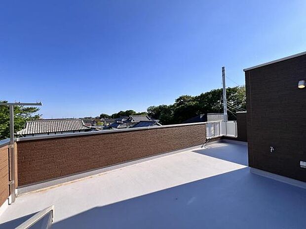 お洗濯ものを気持ち良く太陽の光で干せるのが嬉しいですね。