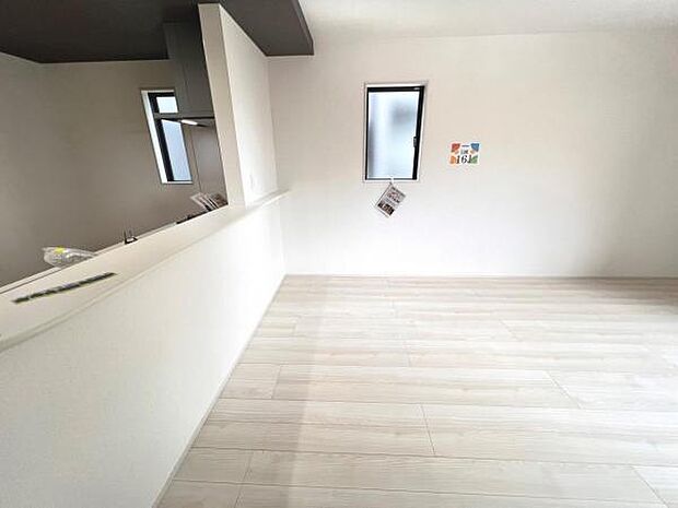 ご家族の温かい時間を演出するダイニングスペースです。