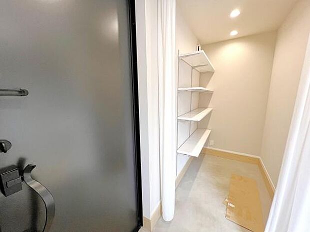 いつも気持ちよくご家族を迎えられる玄関です。