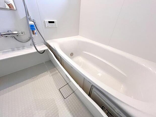 お風呂でほっとひといき。1日の疲れを癒しましょう。