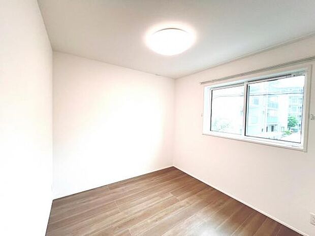 子供部屋にもちょうど良い大きさのお部屋です。